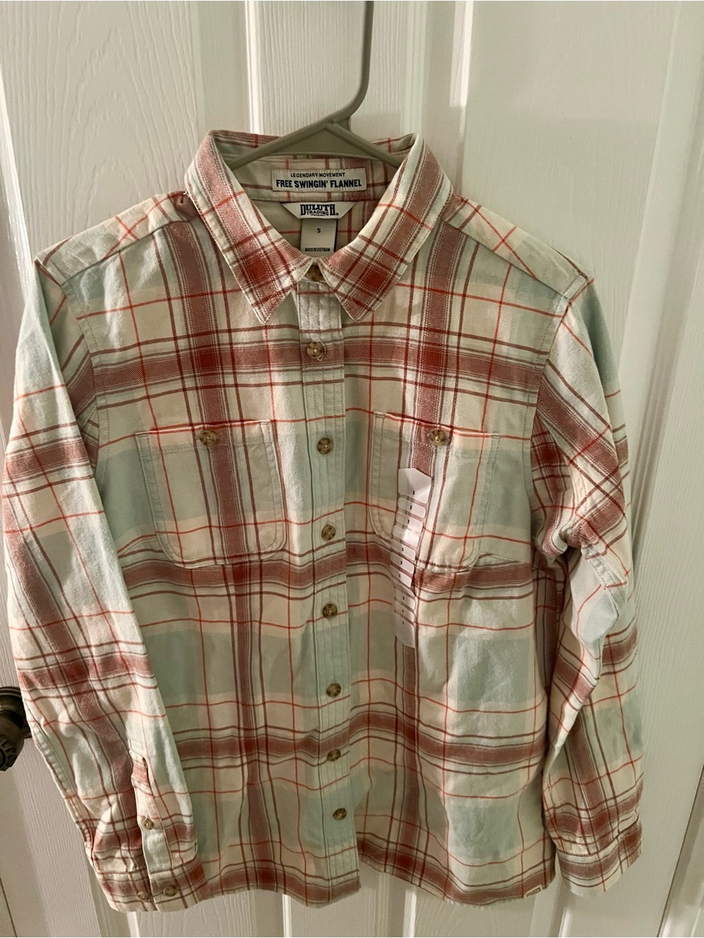 NWT Duluth Trading Co Plaid Free Swinging’ Flannel Shirt Size Small 100% Cotton